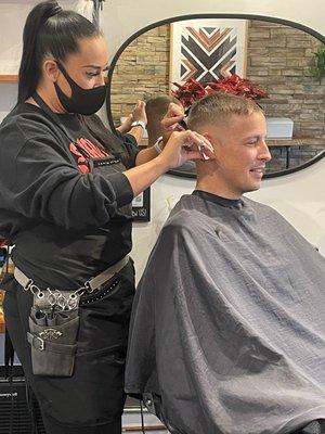 V Master Barber & Stylist