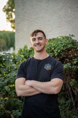 My name is Daniel Peterson, Im the owner of Move & Evolve.