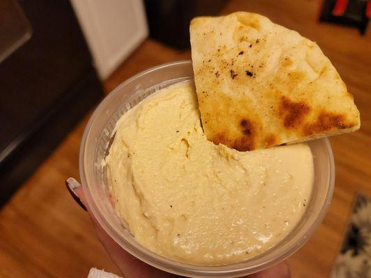 Classic Garlic Hummus