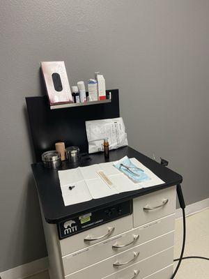 Sterile field and knowledgeable staff