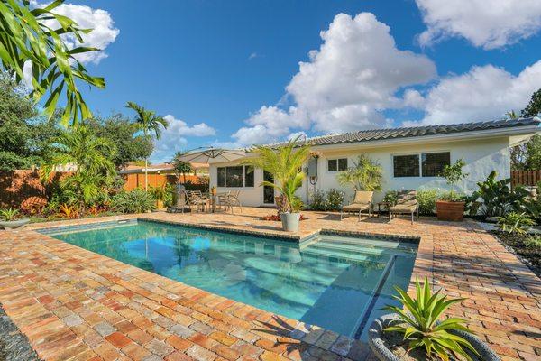 Denis Collage - United Realty Group