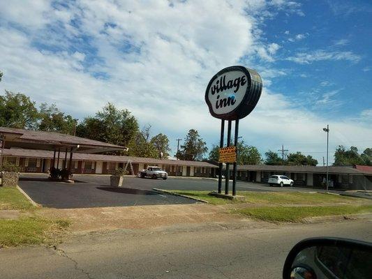 Village Inn