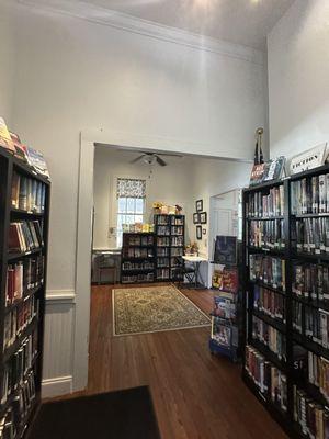 Minneola Schoolhouse Library