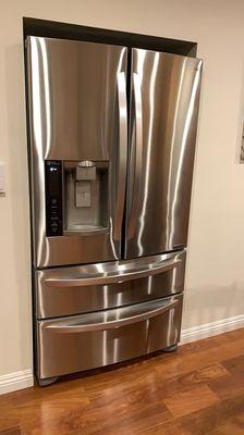 Fridge after we polish it