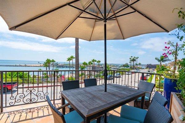 2700 Ocean Blvd. - A vacationer's dream house with ocean views