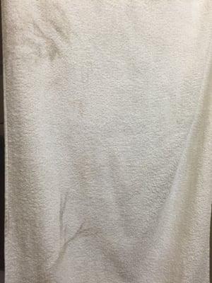 Bring your own towels unless you don't mind dirty towels from the last guest.