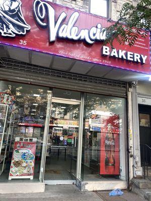 Valencia’s Bakery