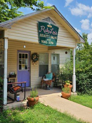 Ruby Lee's Beauty Salon