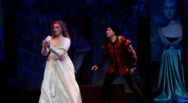 Jiuletta and Romeo performing in I Capuleti e i Montecchi