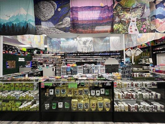 Hippie Hut Smoke Shop - Sawmill