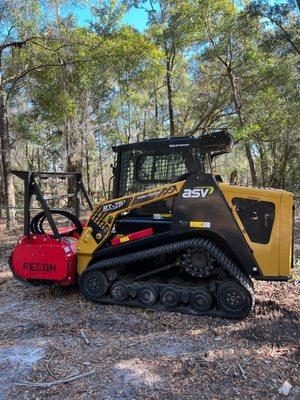 Lund's Tractor Service & Excavation