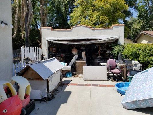 We buys houses in any condition.