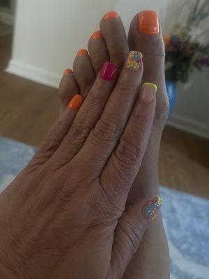 Excellent service, very professional to! Beautiful shop to enjoy your nail services with !