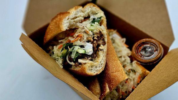 Bahay Kubo Food Truck - Home of the Filipino Bánh Mì