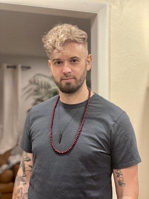 Floyd's 99 Barbershop