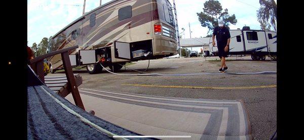Lakeside Travel RV Park