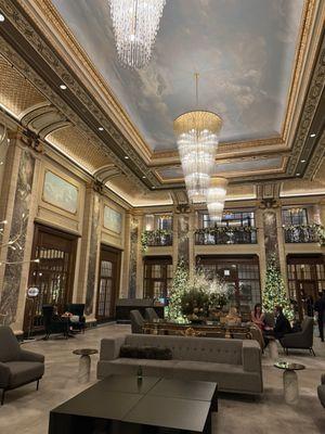 Inside the building - Le mistral is all the way down on the right side