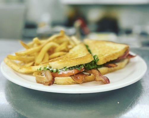 A classic BLT for lunch.