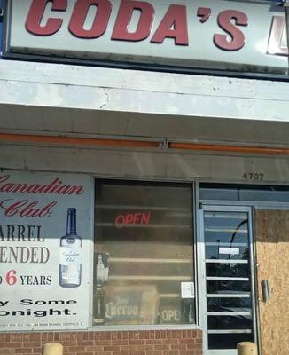 Coda Liquor Store