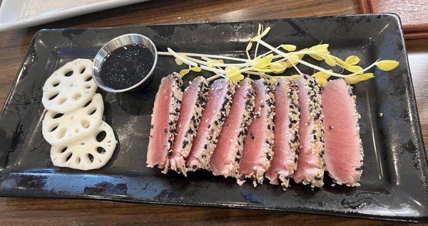 Bistro 83