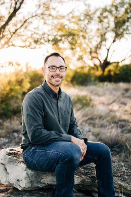 Arthur Aguilar: LMFT- Associate