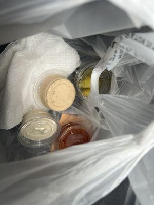 Extra tartar & hot sauce