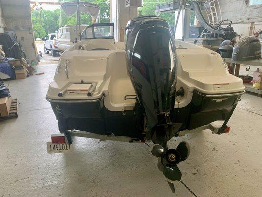 Lakeside Marine Service