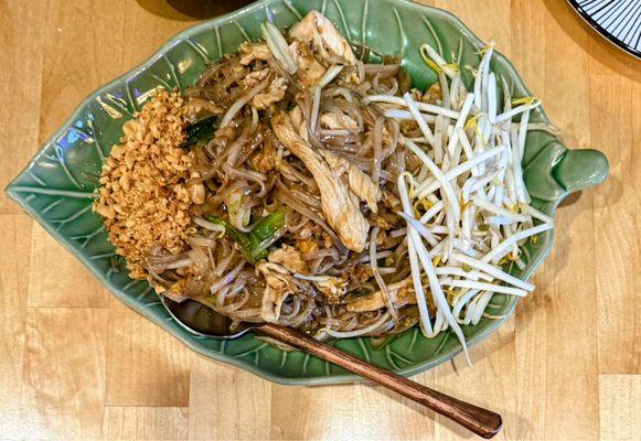 Chicken pad Thai