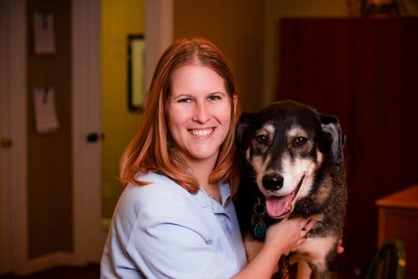 All petsitters are bonded, insured and have 100% clean background checks.