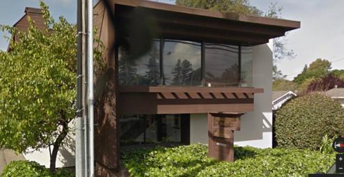 View of the front from the street