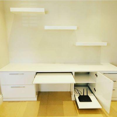 V Collective Closets