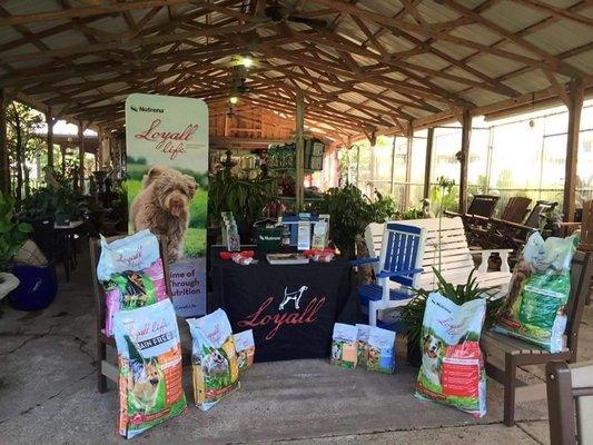 K & B Farm and Garden