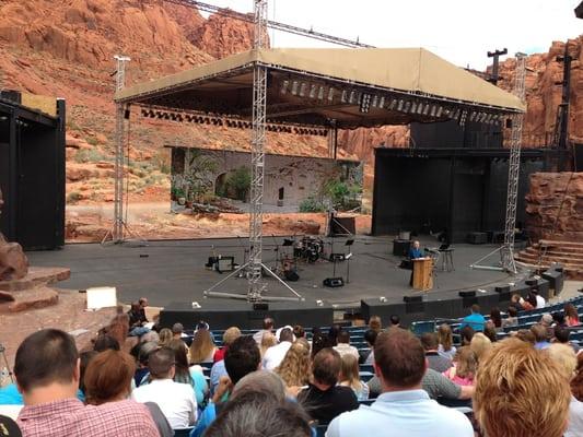 2013 Easter service at Tuacahn