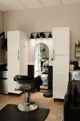 The studio (hair station)