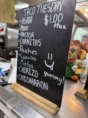 El Rancho Plaza Market