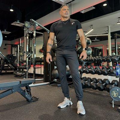 Trainer Rusty John Carbaugh getting ready for his next client.