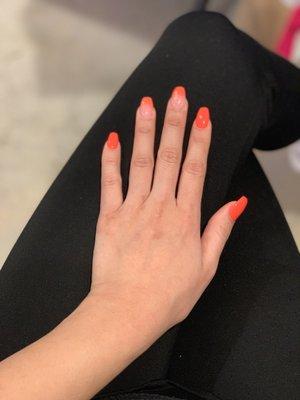 Coral ombré dip powder