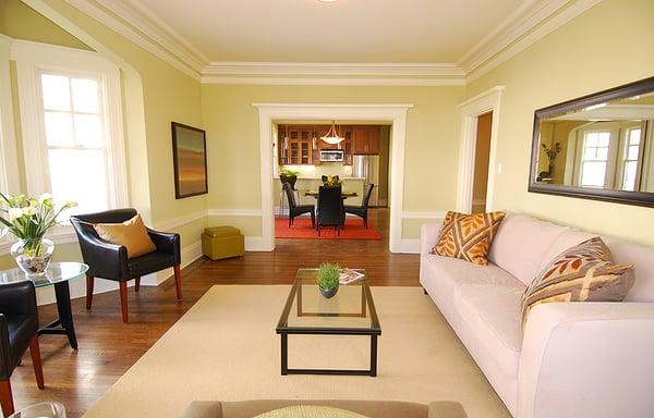 1856 Franklin St.#5 Available!!