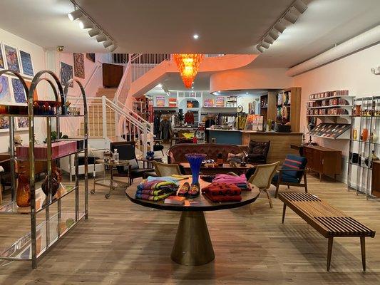 Magic Hill - Mercantile 1st floor