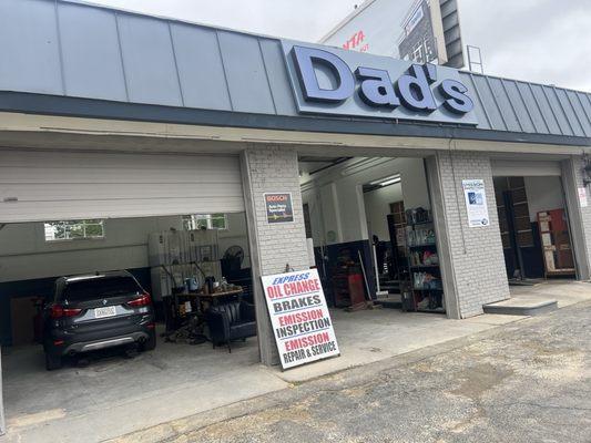 Garage and service center