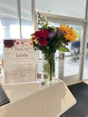 Buenos Tiempos Bartending