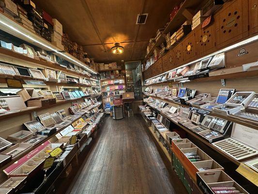 The “World Famous” Cigar Bar