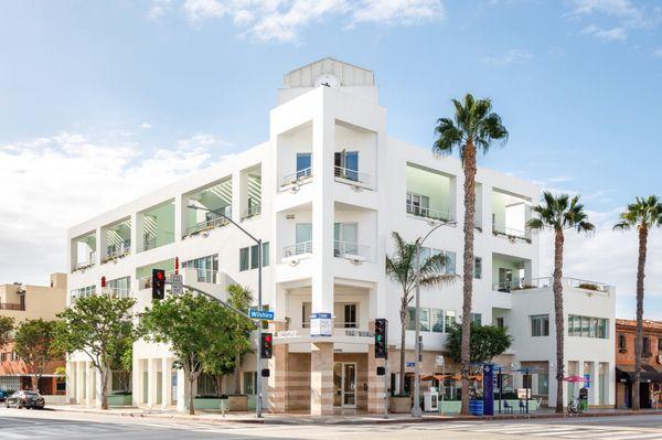 RawBody Medical Spa by Dr. Rabadi