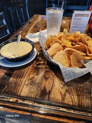 Hogs Haus Sports Bar & Grill