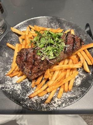 Hanger steak and frites
