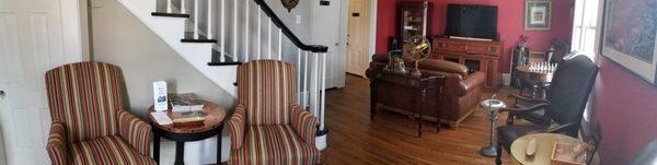 The parlor at Monroe Cigar Lounge.