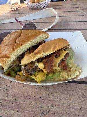 Single bacon cheeseburger