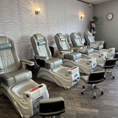 Brand new luxury pedicure chairs