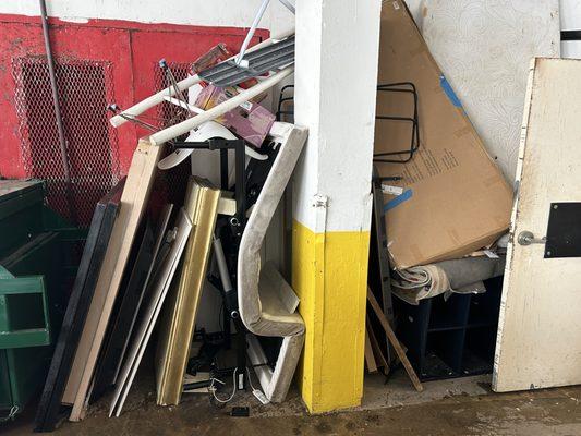 Aliyahs Hauling Services