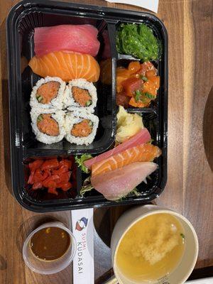 M Kari M. Karai Bento